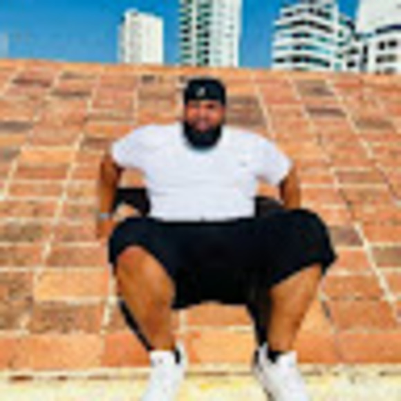 Meet your Posher, Shawn - Picture 1 of 8